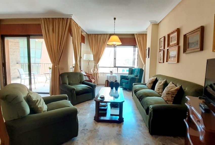 Resale - APARTMENT -
TORREVIEJA - Torrevieja
