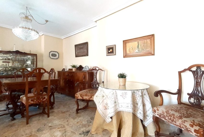 Resale - APARTMENT -
TORREVIEJA - Torrevieja