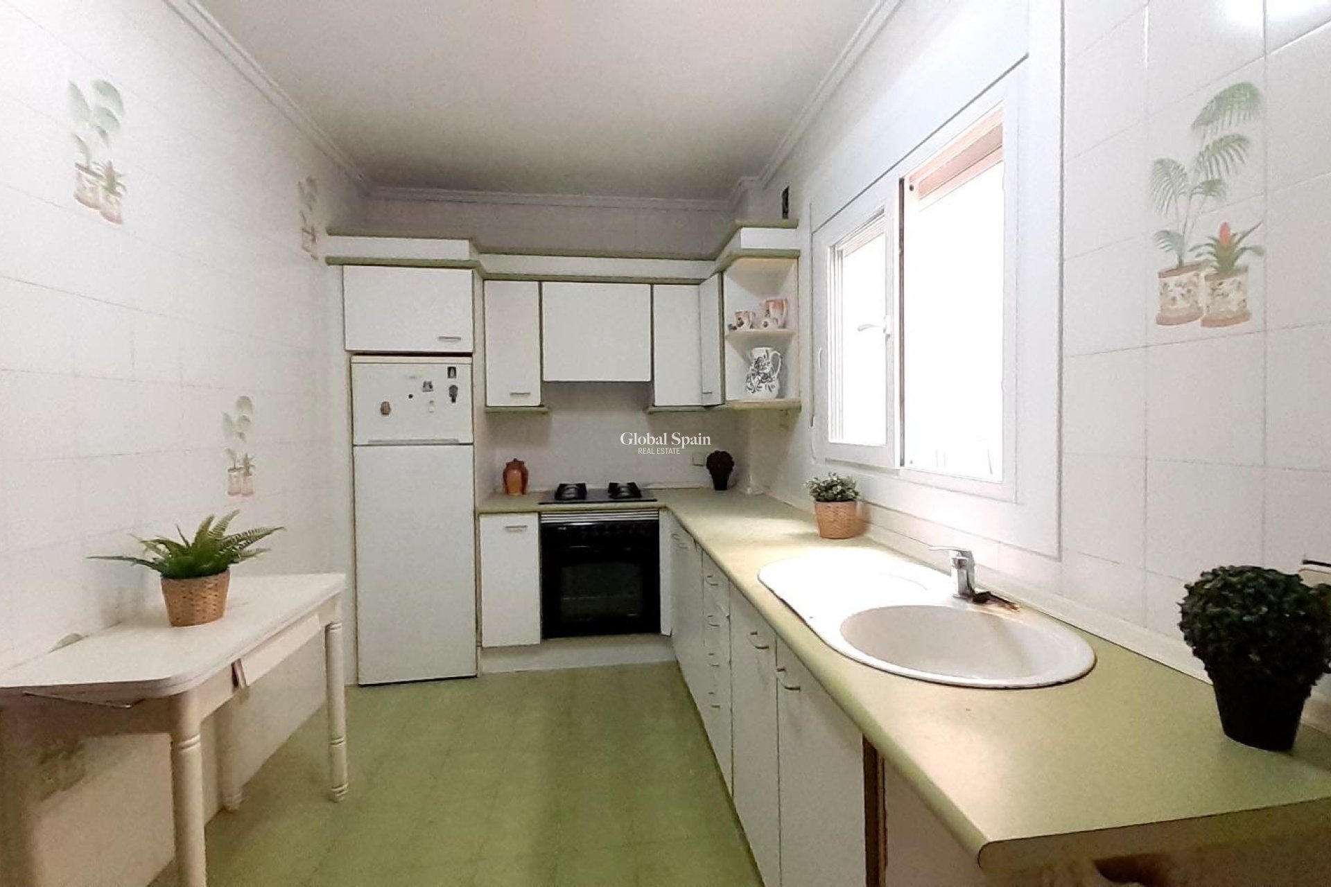 Resale - APARTMENT -
TORREVIEJA - Torrevieja