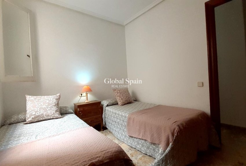 Resale - APARTMENT -
TORREVIEJA - Torrevieja