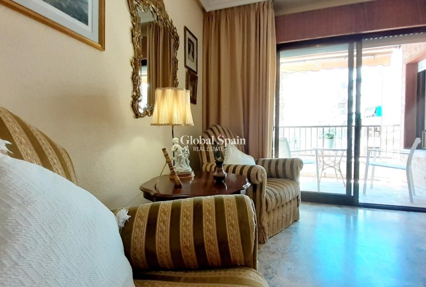 Resale - APARTMENT -
TORREVIEJA - Torrevieja