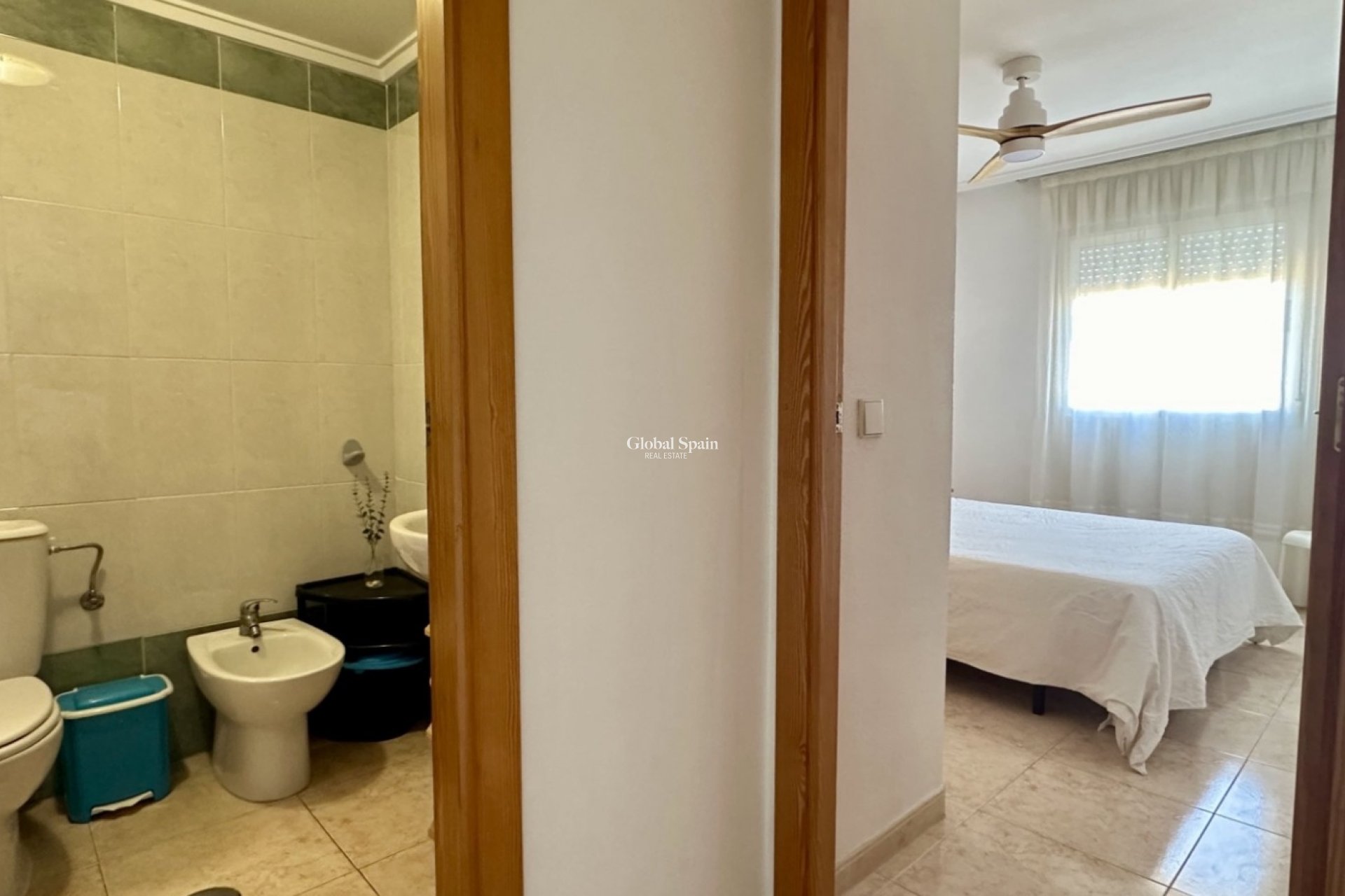 Resale - APARTMENT -
TORREVIEJA - Torrevieja