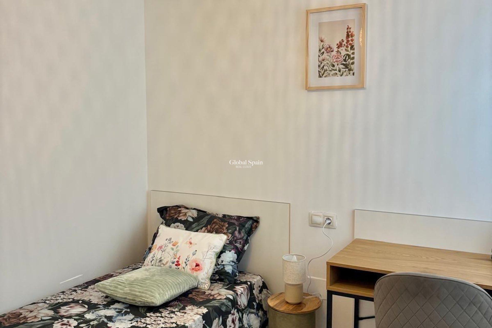 Resale - APARTMENT -
TORREVIEJA - Torrevieja