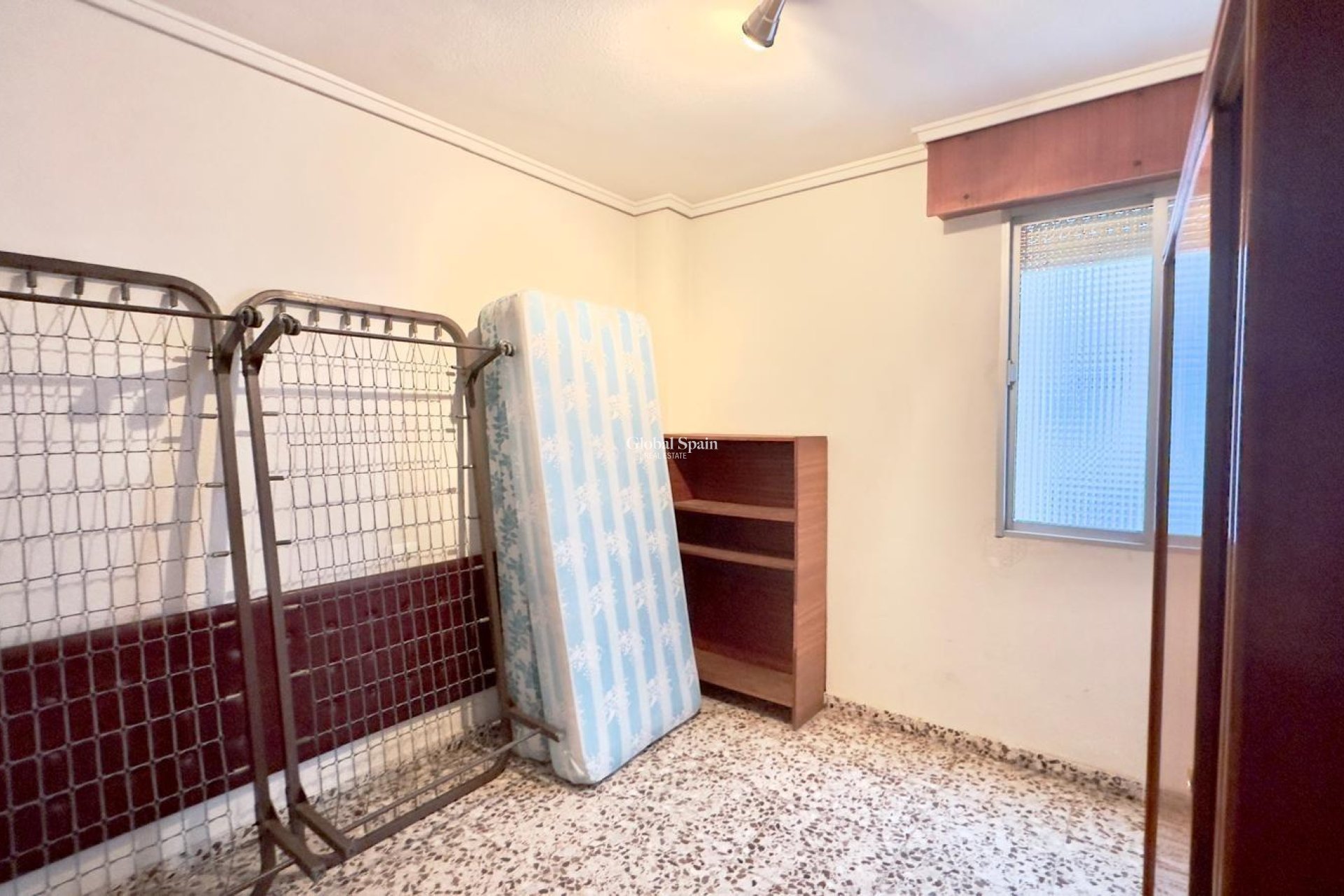Resale - APARTMENT -
TORREVIEJA - Torrevieja
