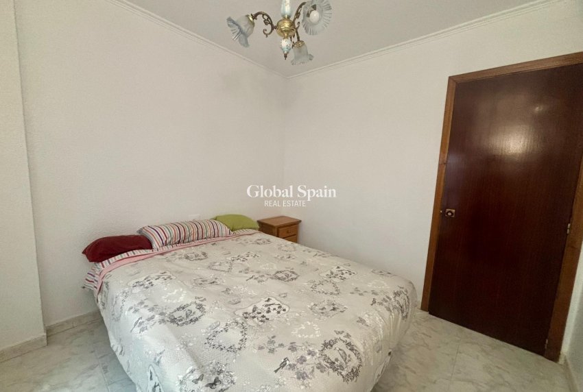 Resale - APARTMENT -
TORREVIEJA - Torrevieja