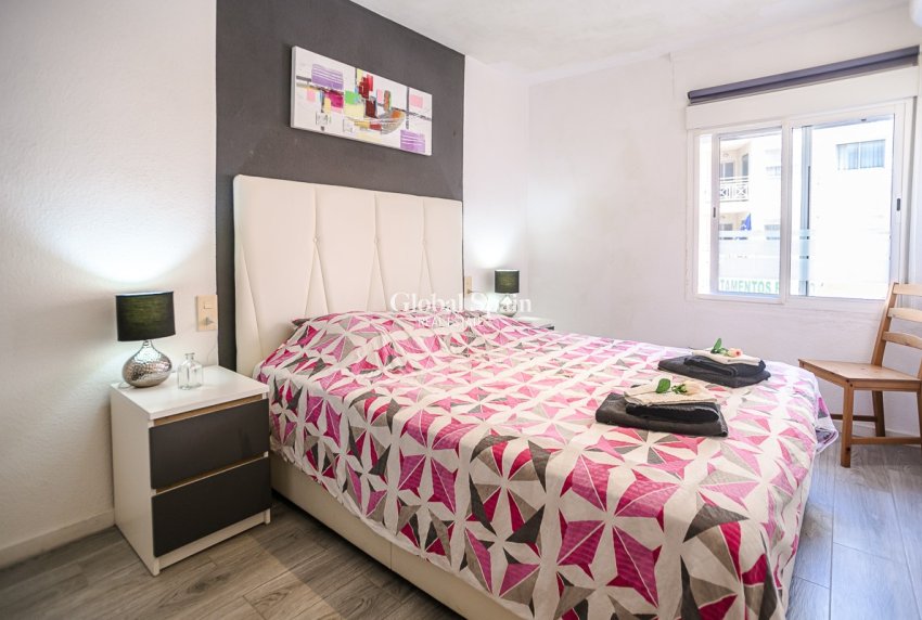 Resale - APARTMENT -
TORREVIEJA - Torrevieja