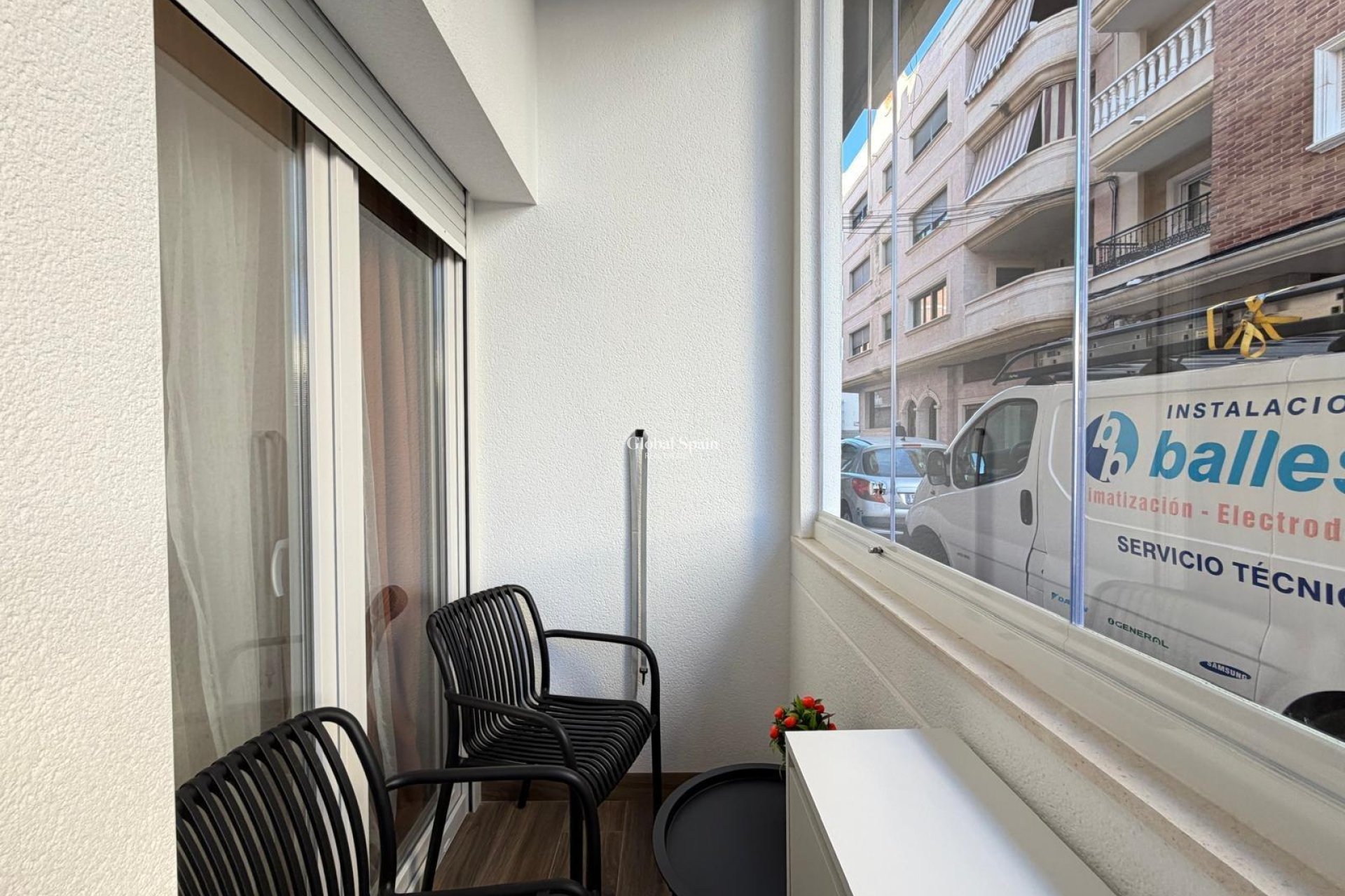 Resale - APARTMENT -
TORREVIEJA - Torrevieja