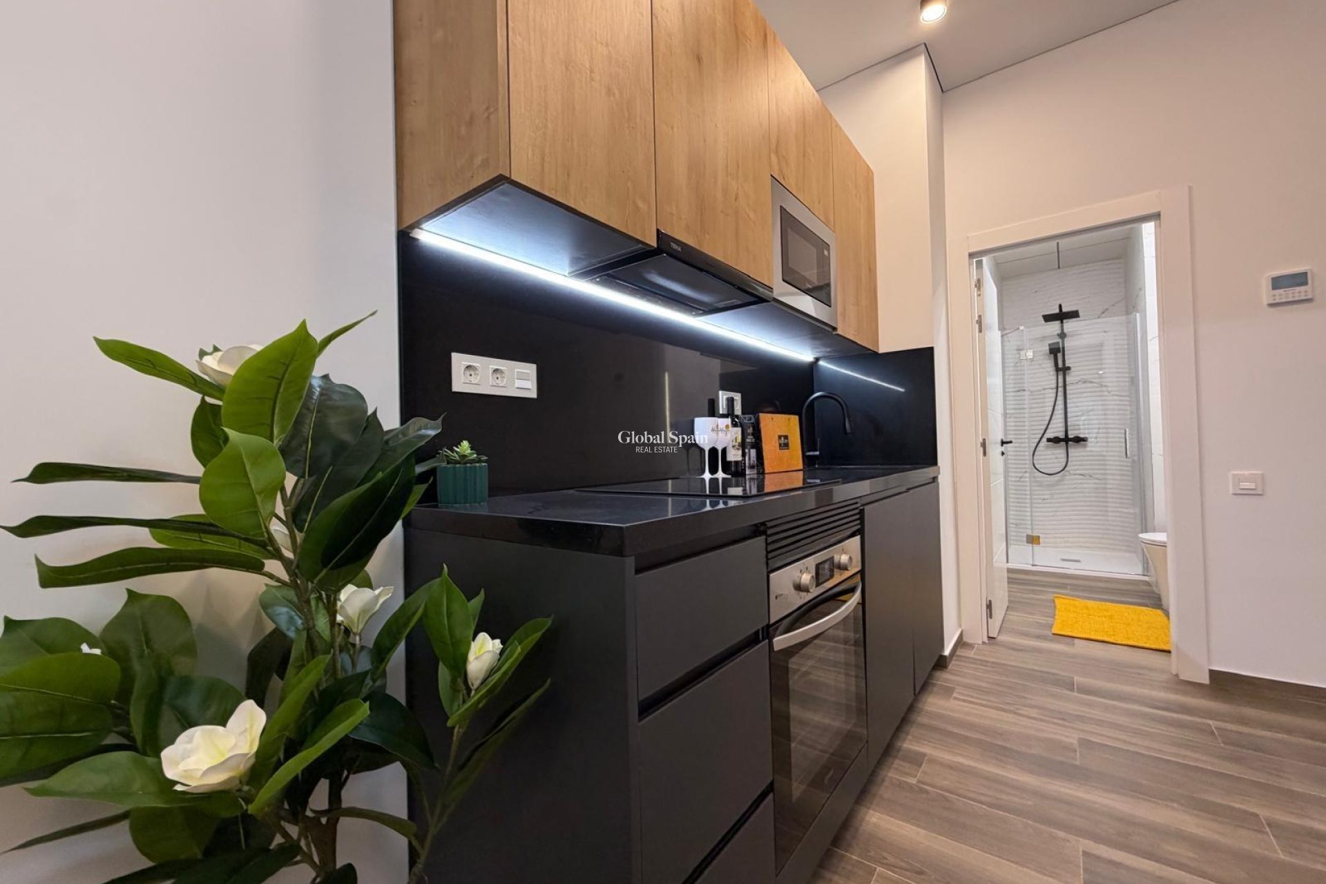Resale - APARTMENT -
TORREVIEJA - Torrevieja