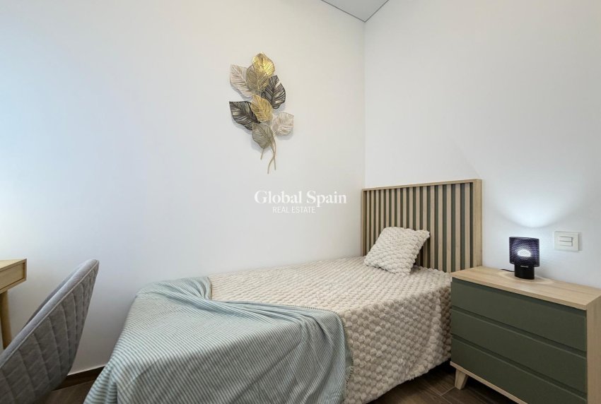 Resale - APARTMENT -
TORREVIEJA - Torrevieja