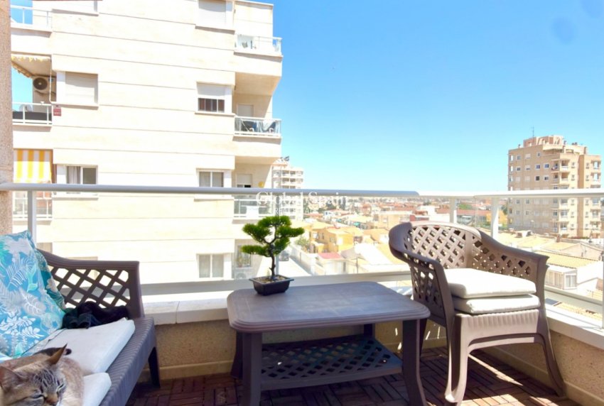Resale - APARTMENT -
TORREVIEJA - Torrevieja