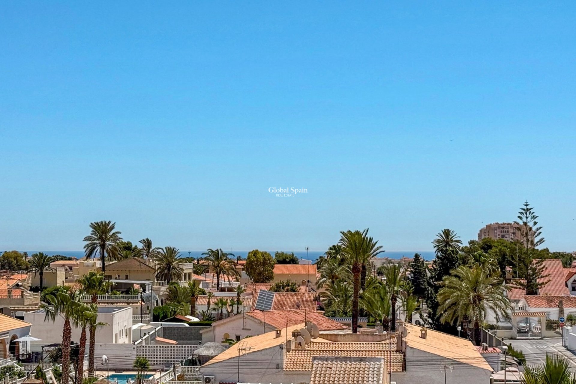 Resale - APARTMENT -
TORREVIEJA - Torrevieja