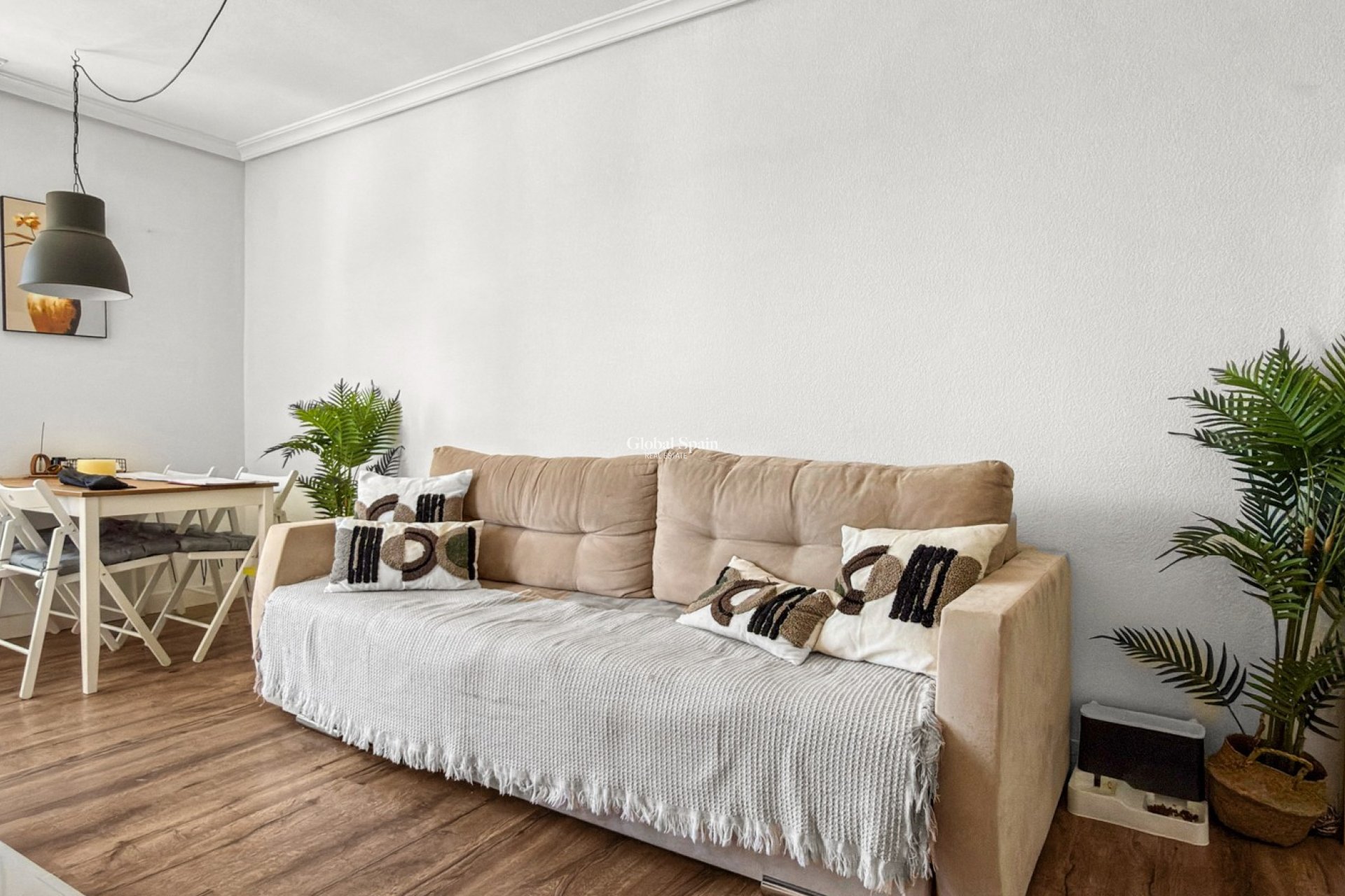 Resale - APARTMENT -
TORREVIEJA - Torrevieja