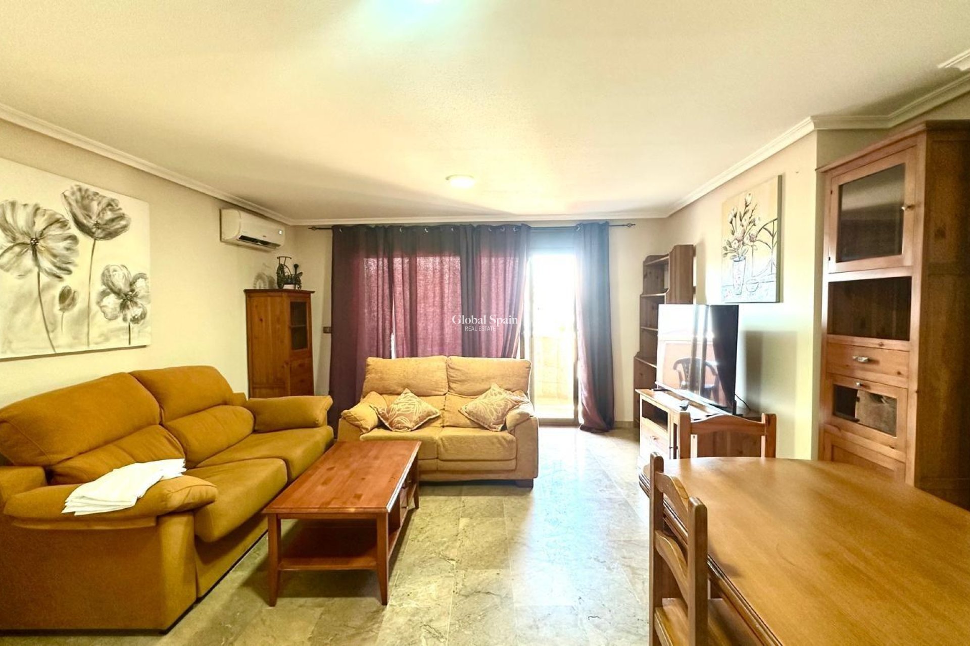 Resale - APARTMENT -
TORREVIEJA - Torrevieja
