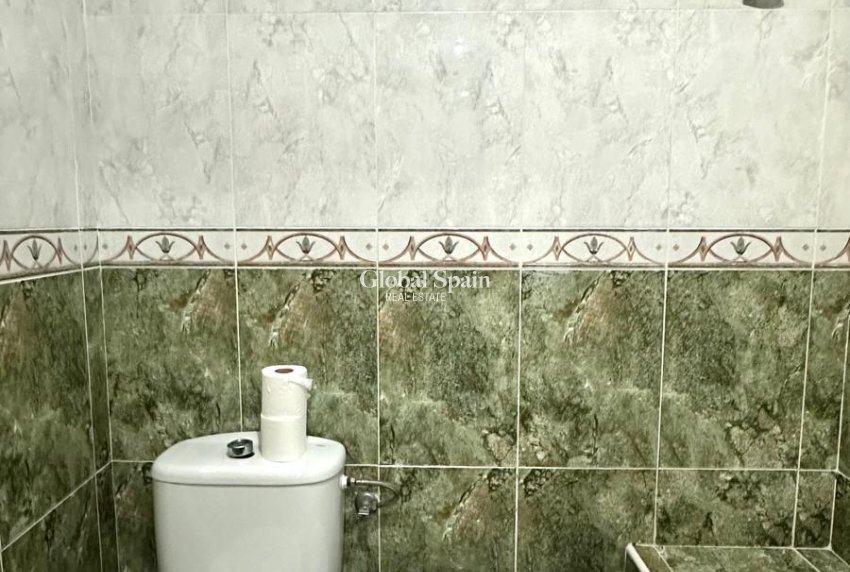 Resale - APARTMENT -
TORREVIEJA - Torrevieja