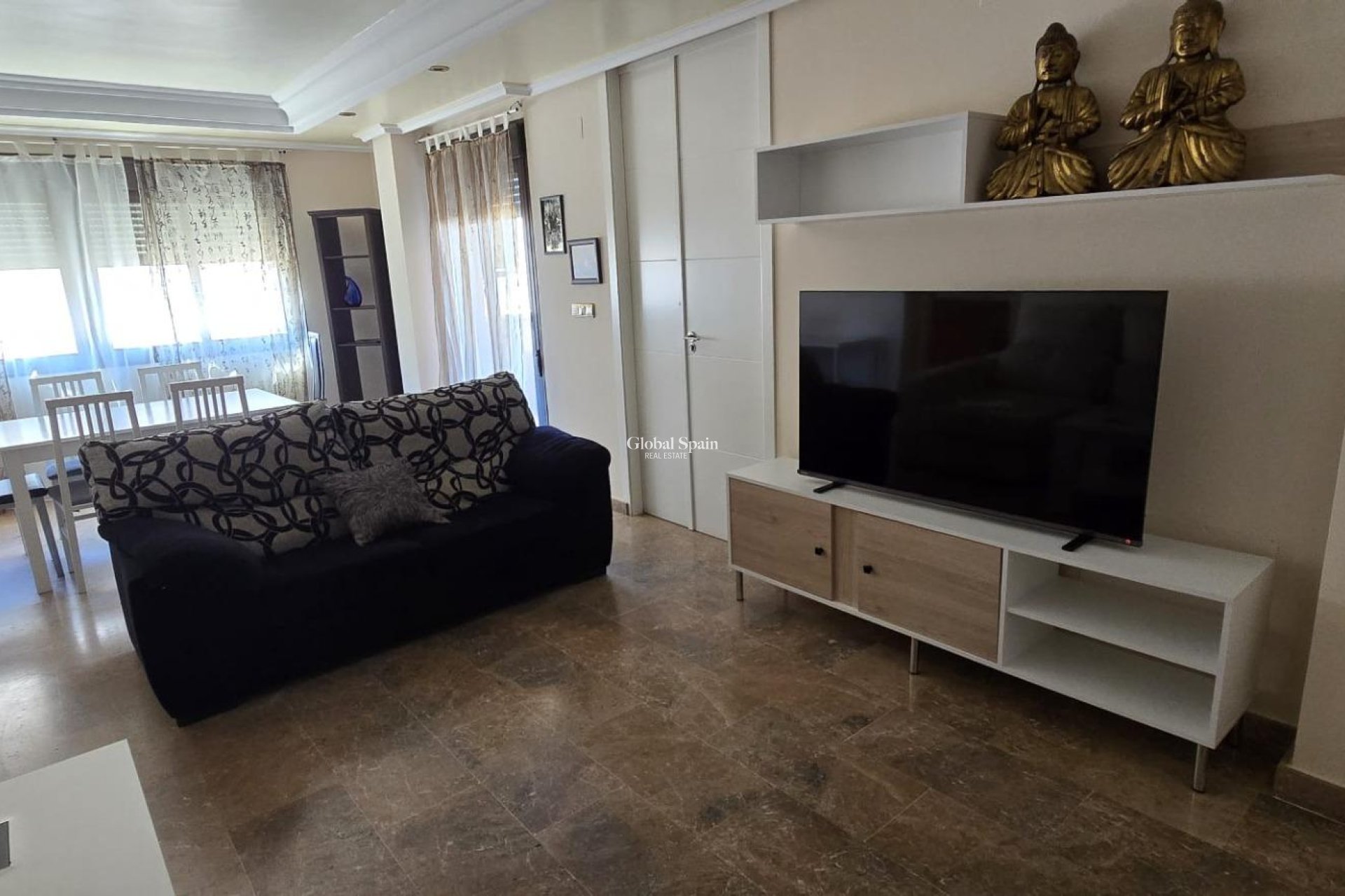 Resale - APARTMENT -
TORREVIEJA - Torrevieja