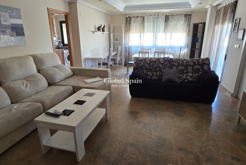 Resale - APARTMENT -
TORREVIEJA - Torrevieja
