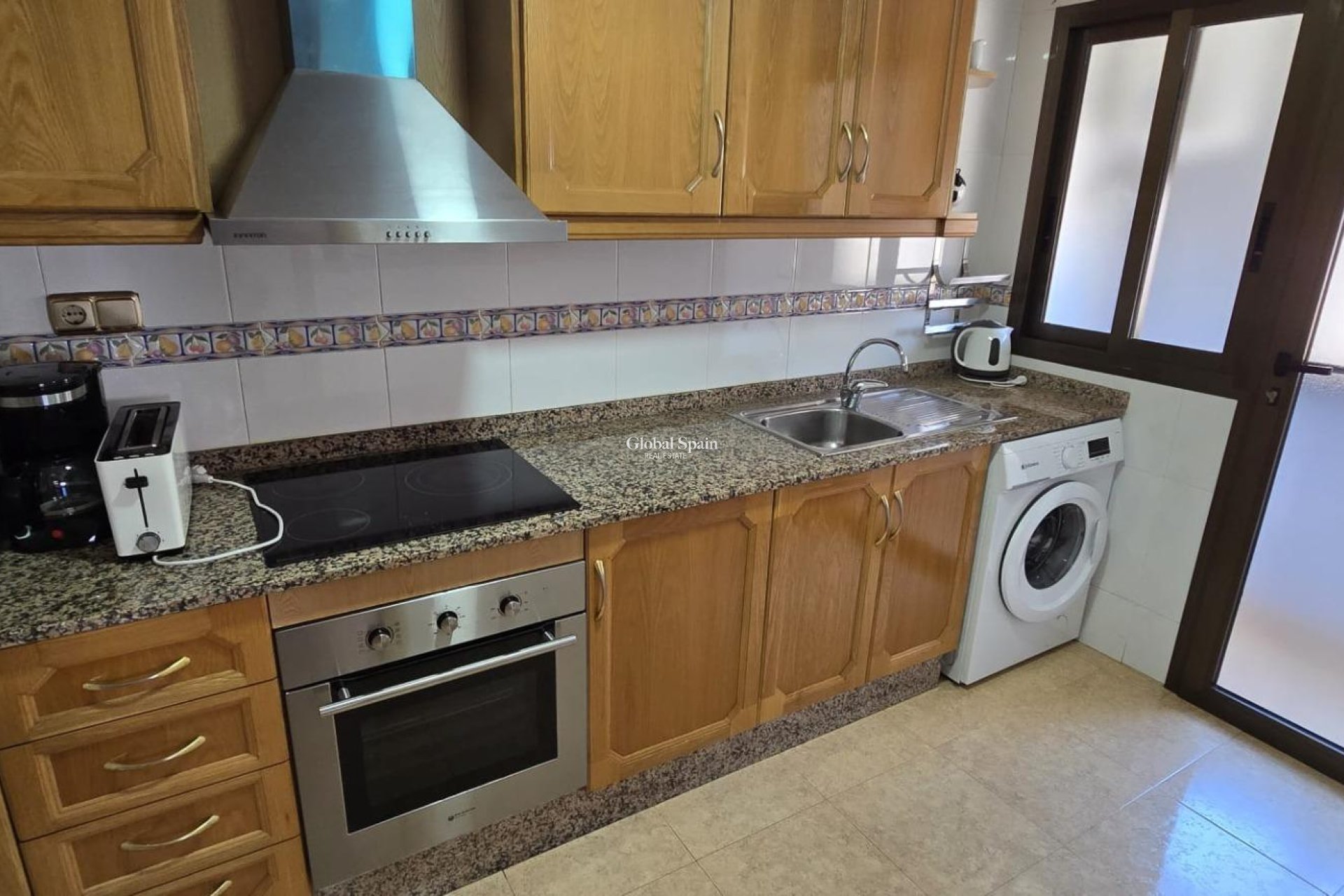Resale - APARTMENT -
TORREVIEJA - Torrevieja