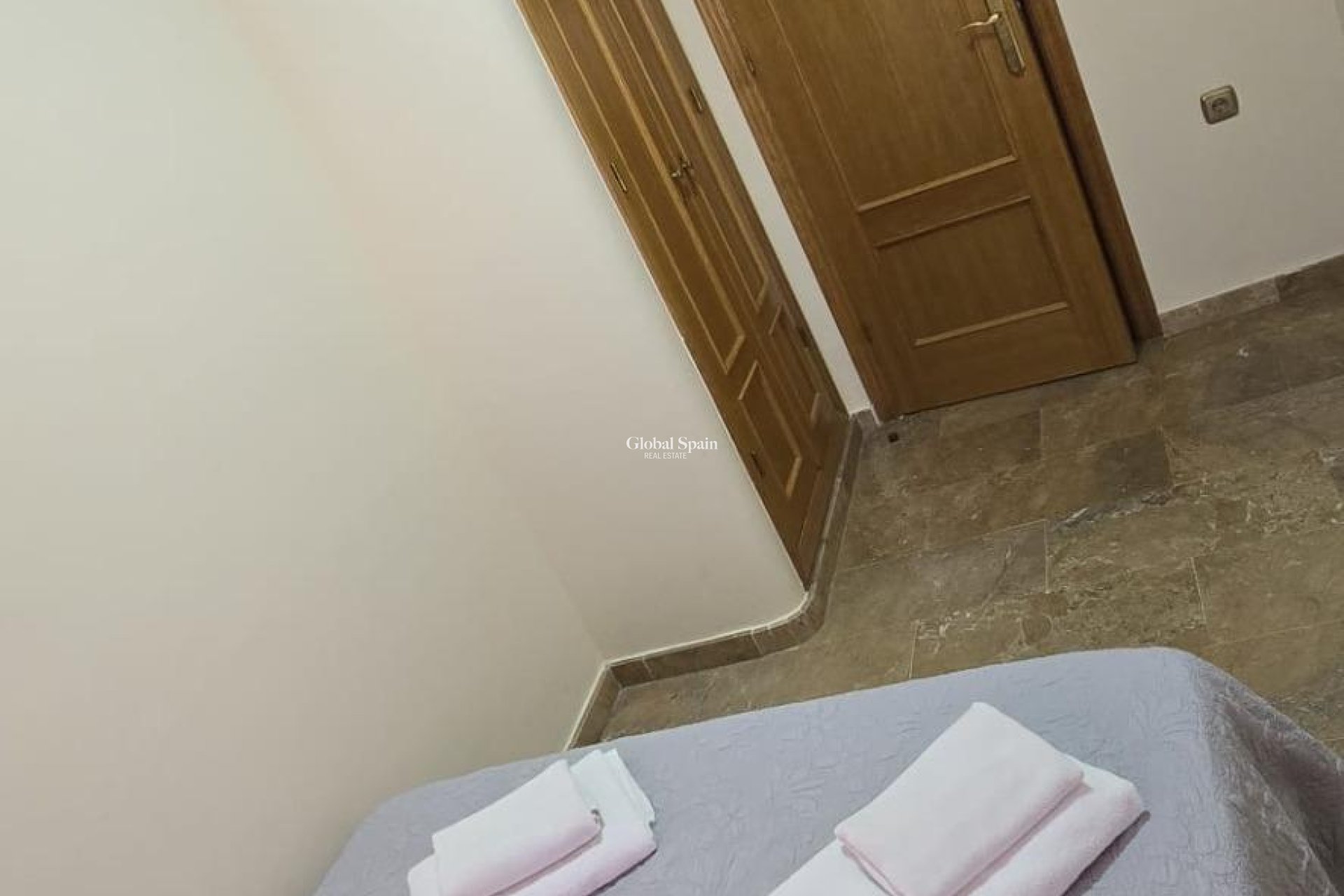 Resale - APARTMENT -
TORREVIEJA - Torrevieja