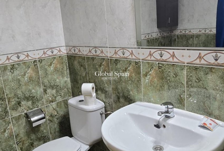Resale - APARTMENT -
TORREVIEJA - Torrevieja