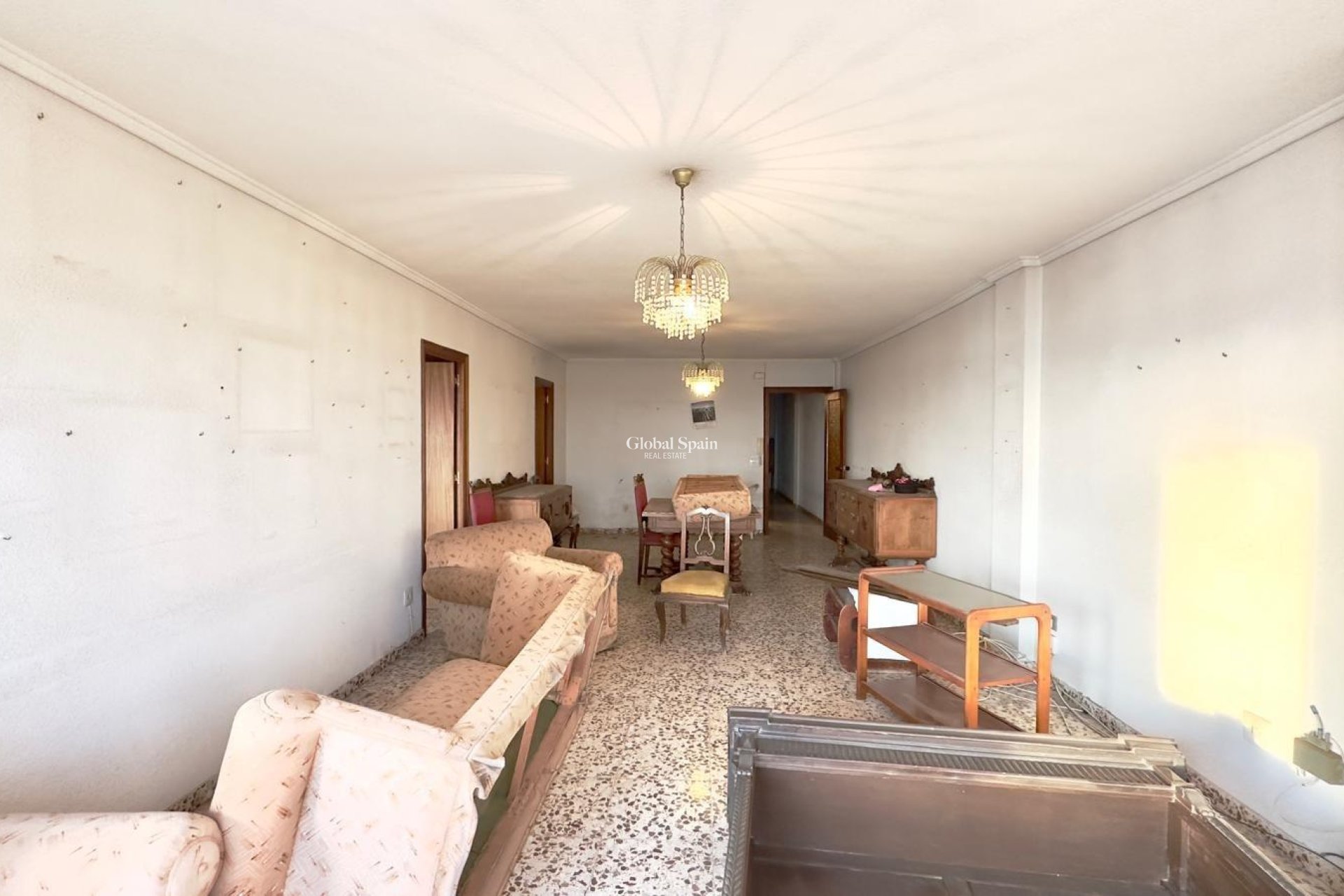 Resale - APARTMENT -
TORREVIEJA - Torrevieja
