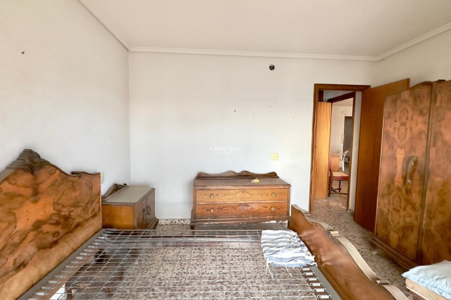 Resale - APARTMENT -
TORREVIEJA - Torrevieja