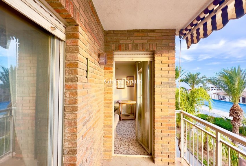 Resale - APARTMENT -
TORREVIEJA - Torrevieja