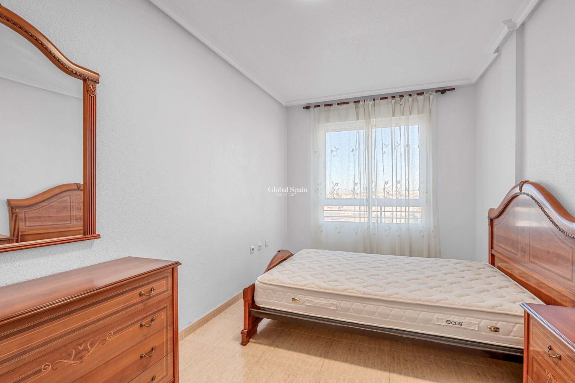 Resale - APARTMENT -
TORREVIEJA - Torrevieja
