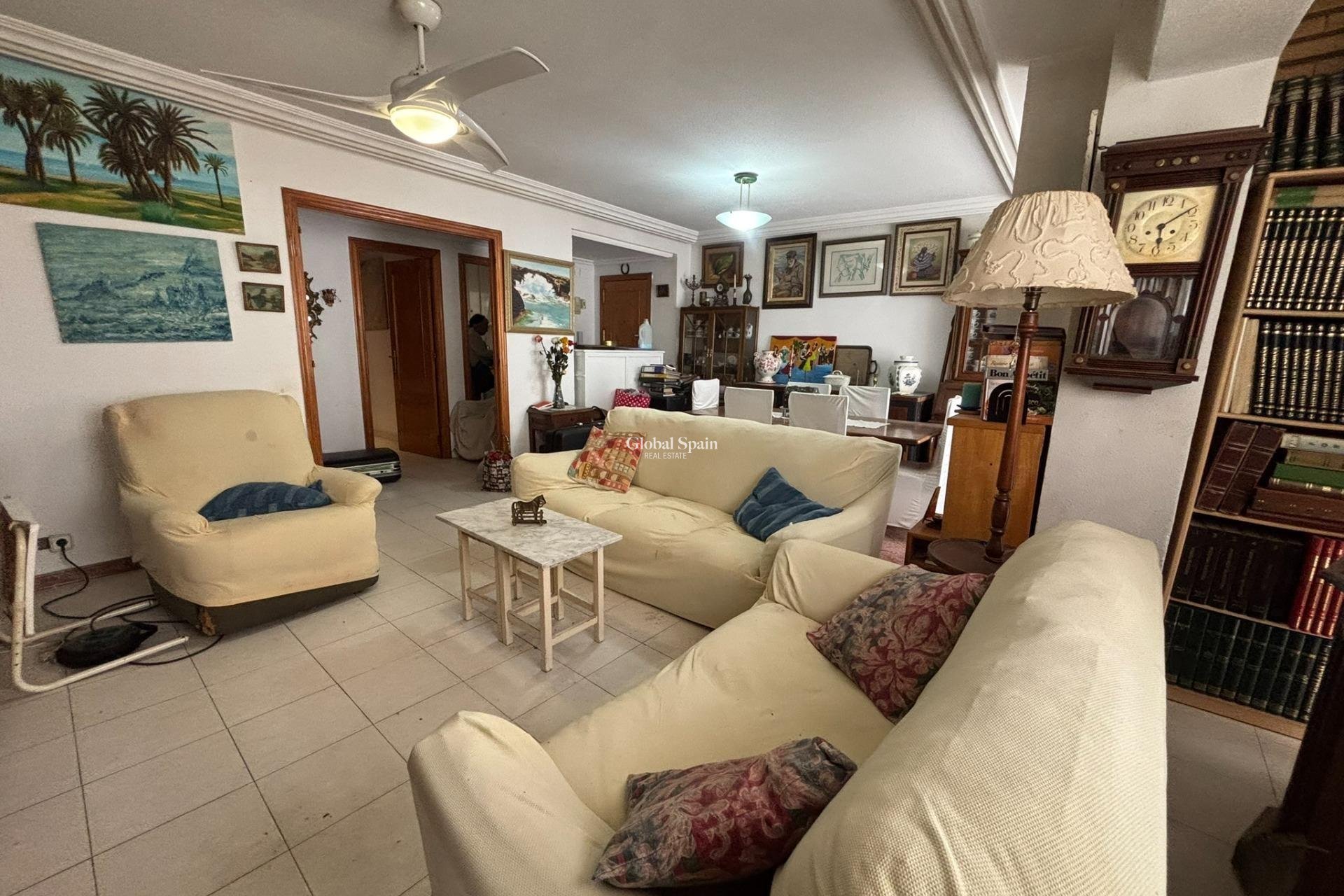 Resale - APARTMENT -
TORREVIEJA - Torrevieja