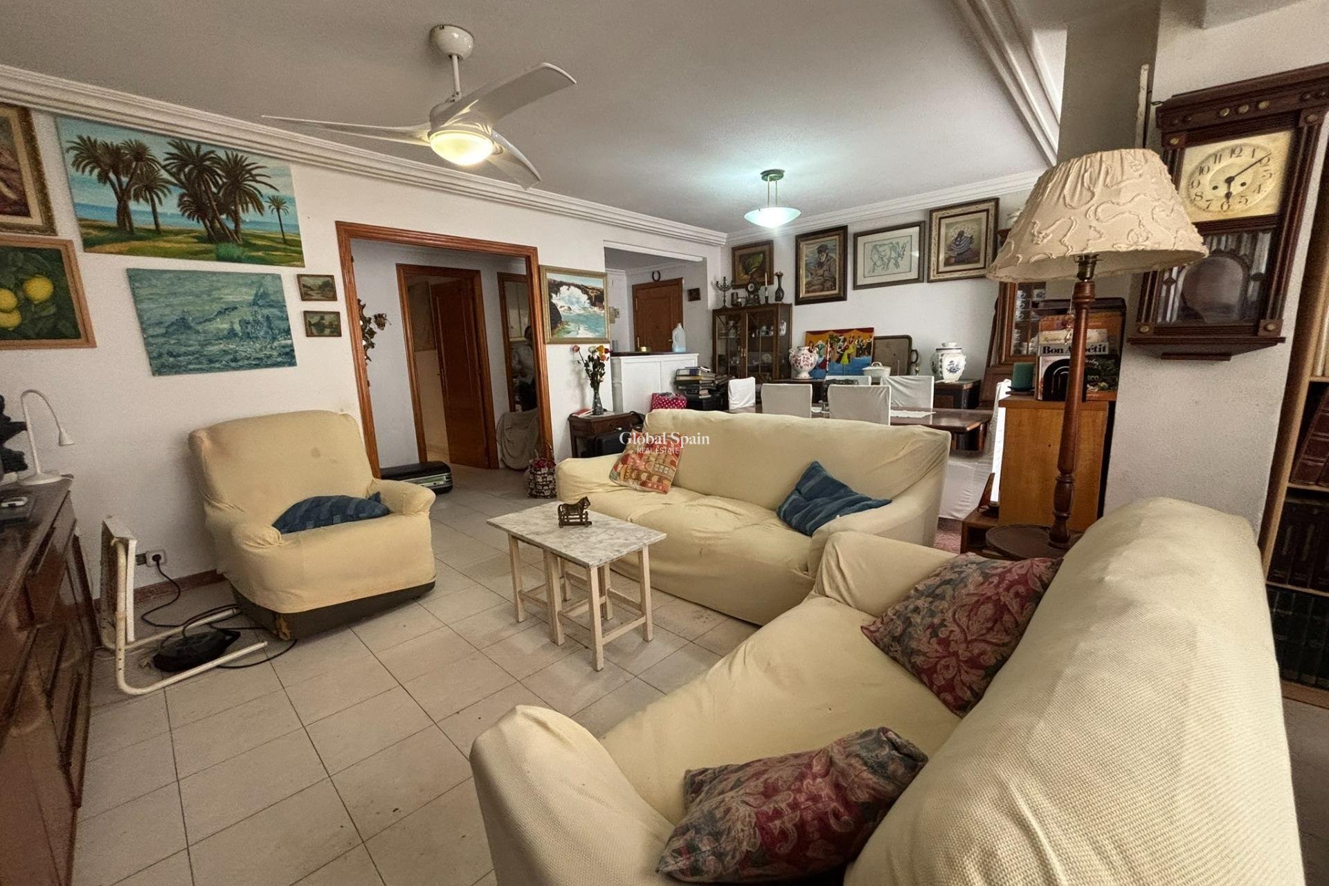 Resale - APARTMENT -
TORREVIEJA - Torrevieja