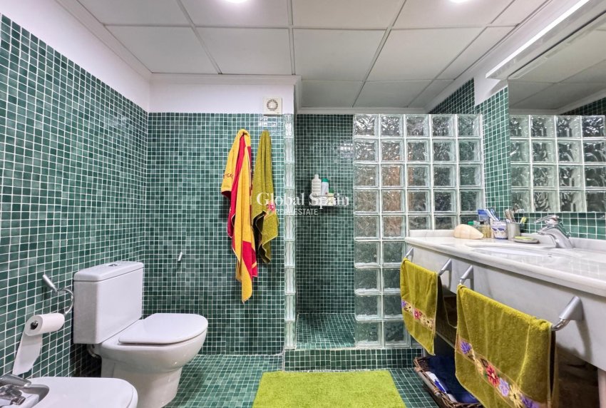 Resale - APARTMENT -
TORREVIEJA - Torrevieja