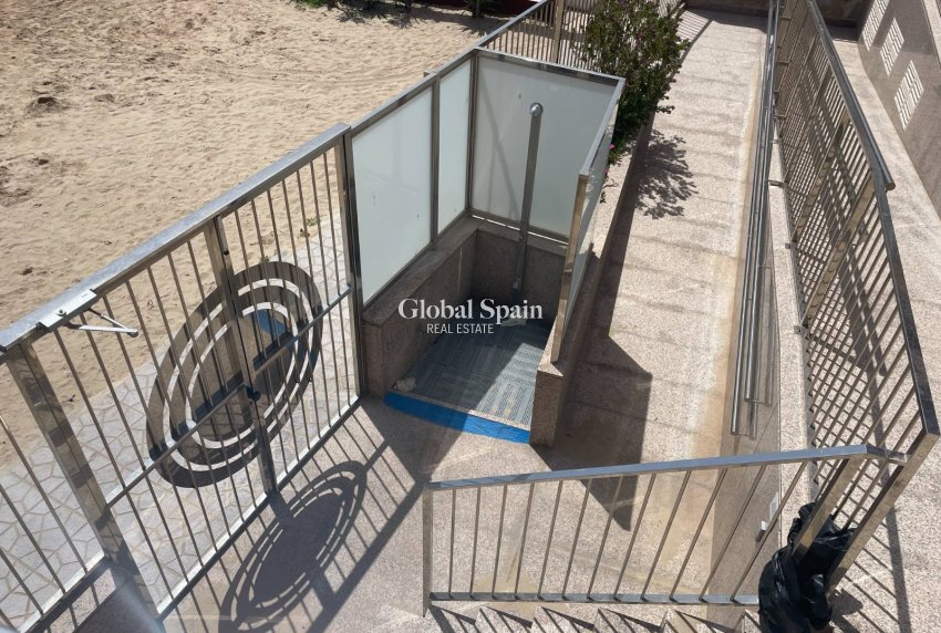 Resale - APARTMENT -
TORREVIEJA - Torrevieja