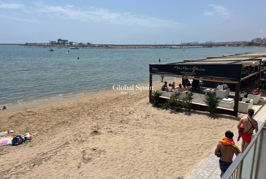 Resale - APARTMENT -
TORREVIEJA - Torrevieja