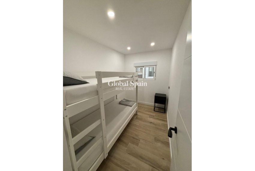 Resale - APARTMENT -
TORREVIEJA - Torrevieja