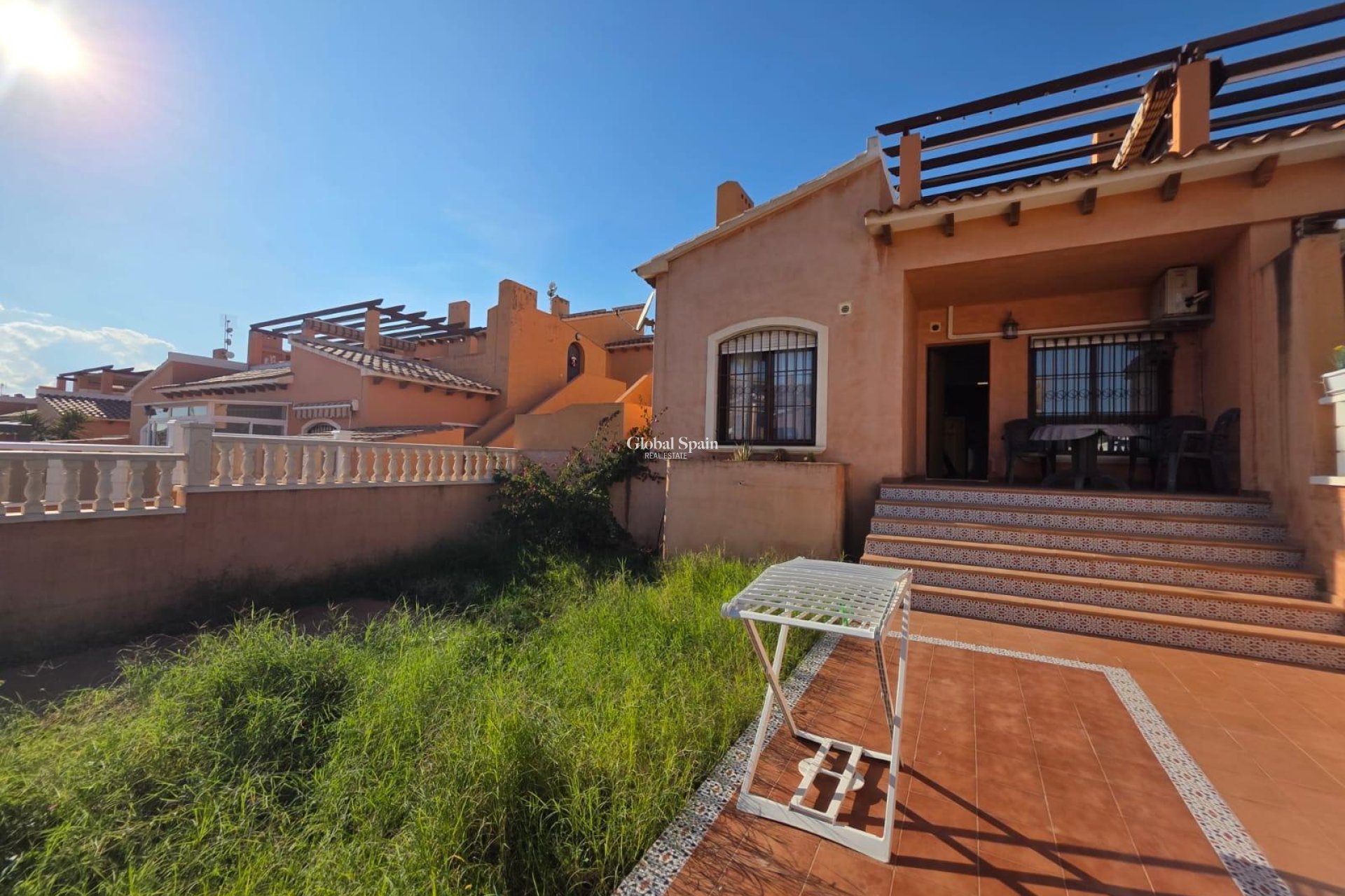 Resale - APARTMENT -
TORREVIEJA - Zona Los Frutales