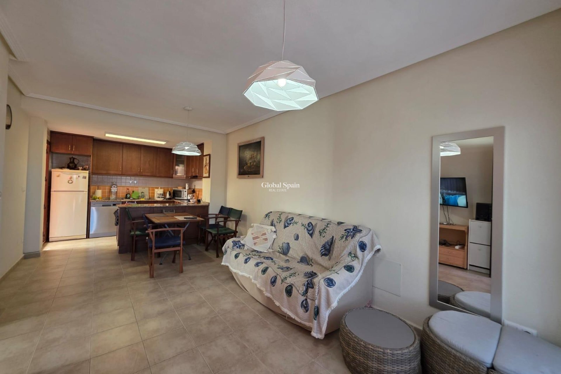 Resale - APARTMENT -
TORREVIEJA - Zona Los Frutales