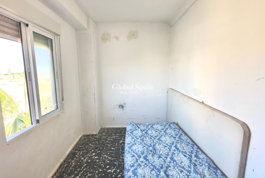 Resale - APARTMENT -
TORREVIEJA - Zona Los Frutales