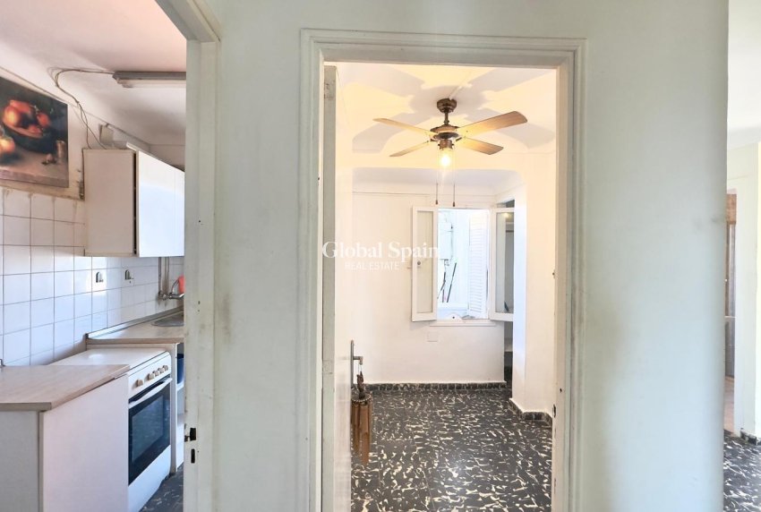 Resale - APARTMENT -
TORREVIEJA - Zona Los Frutales