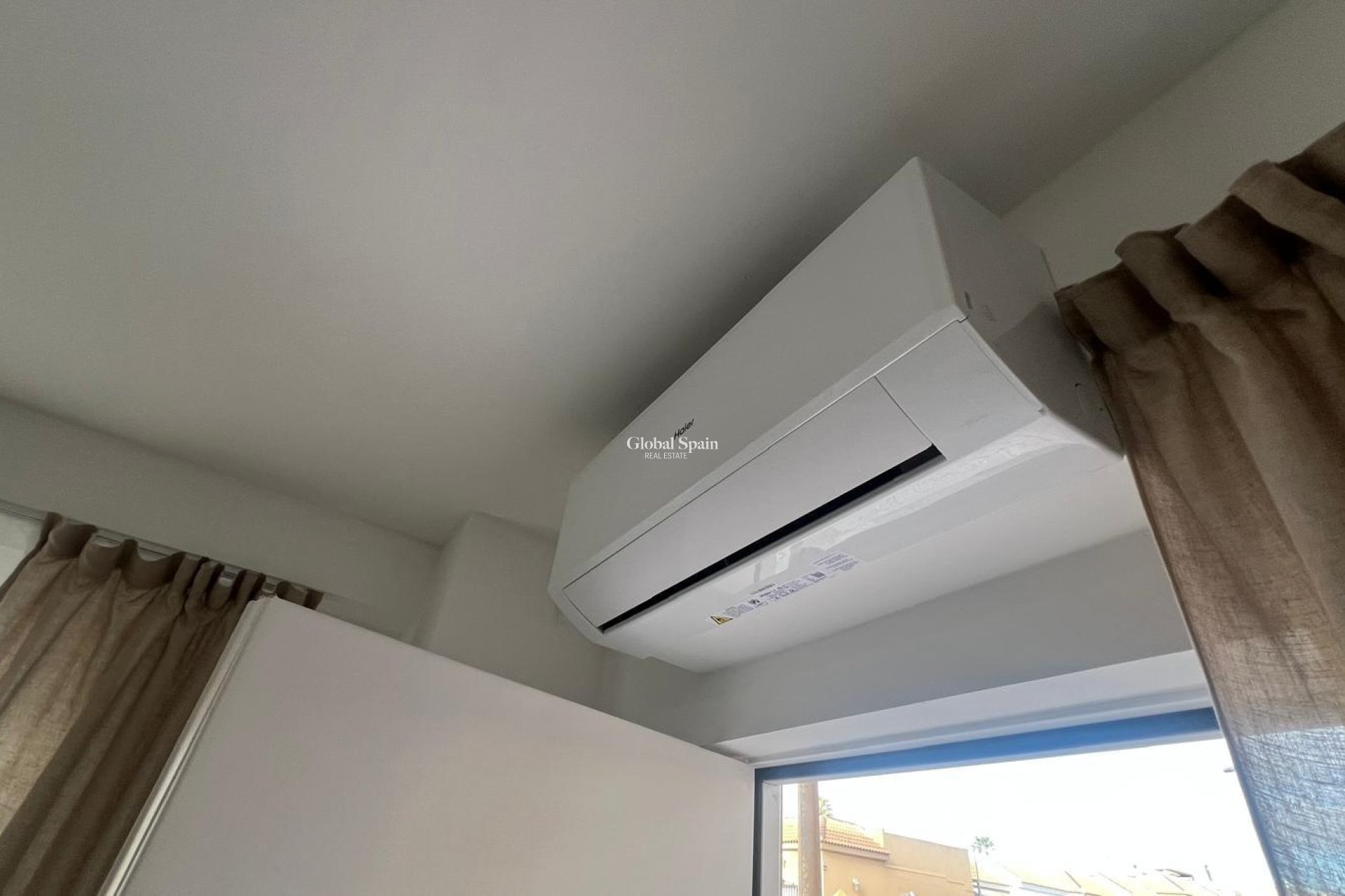 Resale - APARTMENT -
TORREVIEJA - Zona Los Frutales