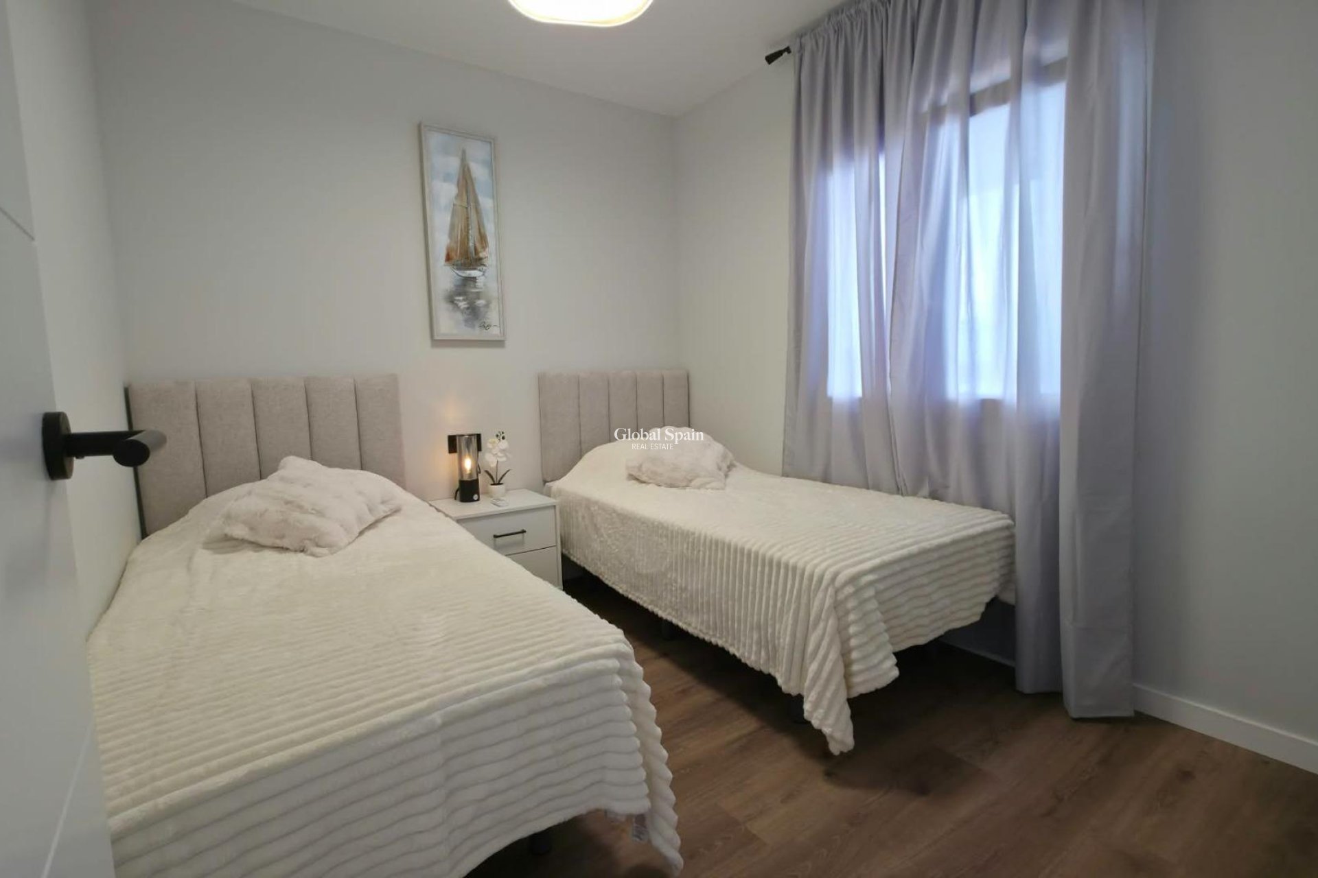 Resale - APARTMENT -
TORREVIEJA - Zona Los Frutales