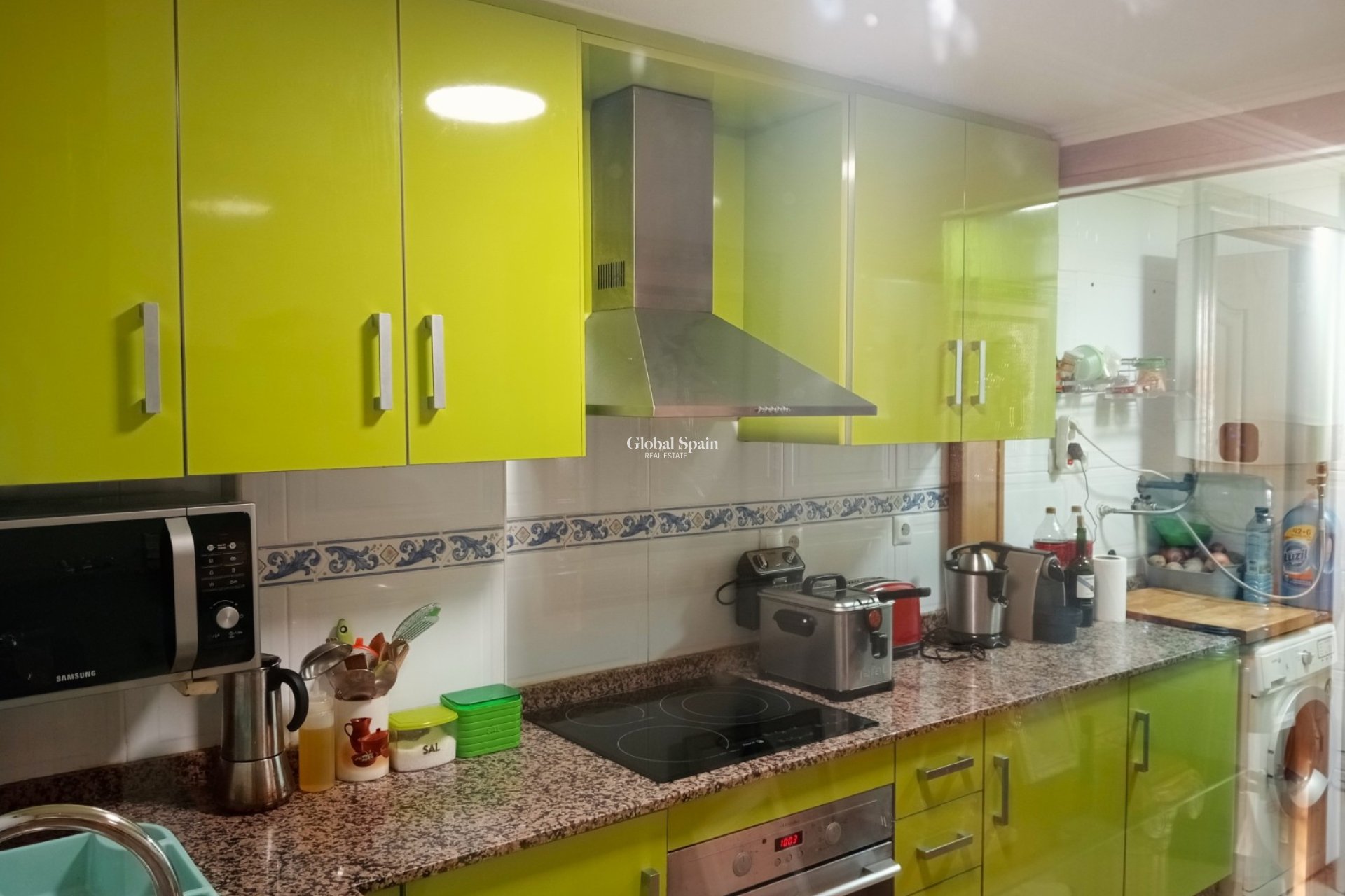 Resale - Apartment -
VILLAJOYOSA - Cala de Villajoyosa