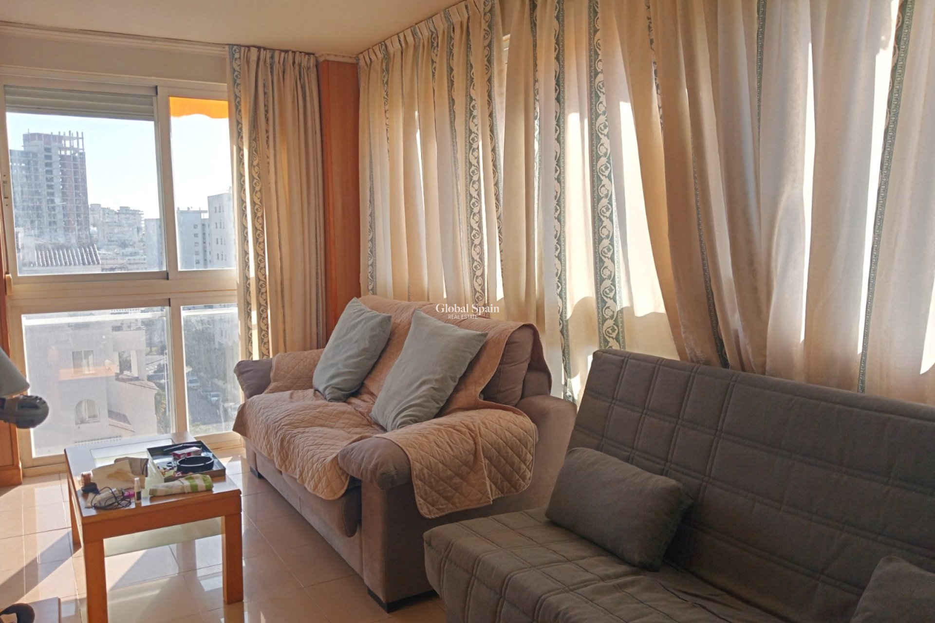 Resale - Apartment -
VILLAJOYOSA - Cala de Villajoyosa