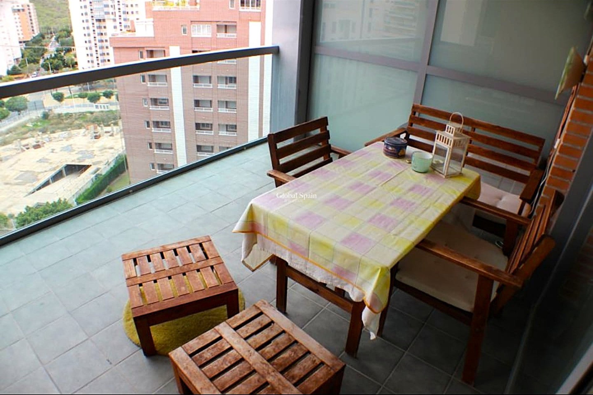 Resale - Apartment -
VILLAJOYOSA - Cala de Villajoyosa