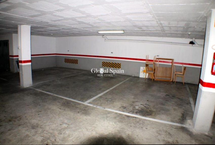 Resale - Apartment -
VILLAJOYOSA - Cala de Villajoyosa