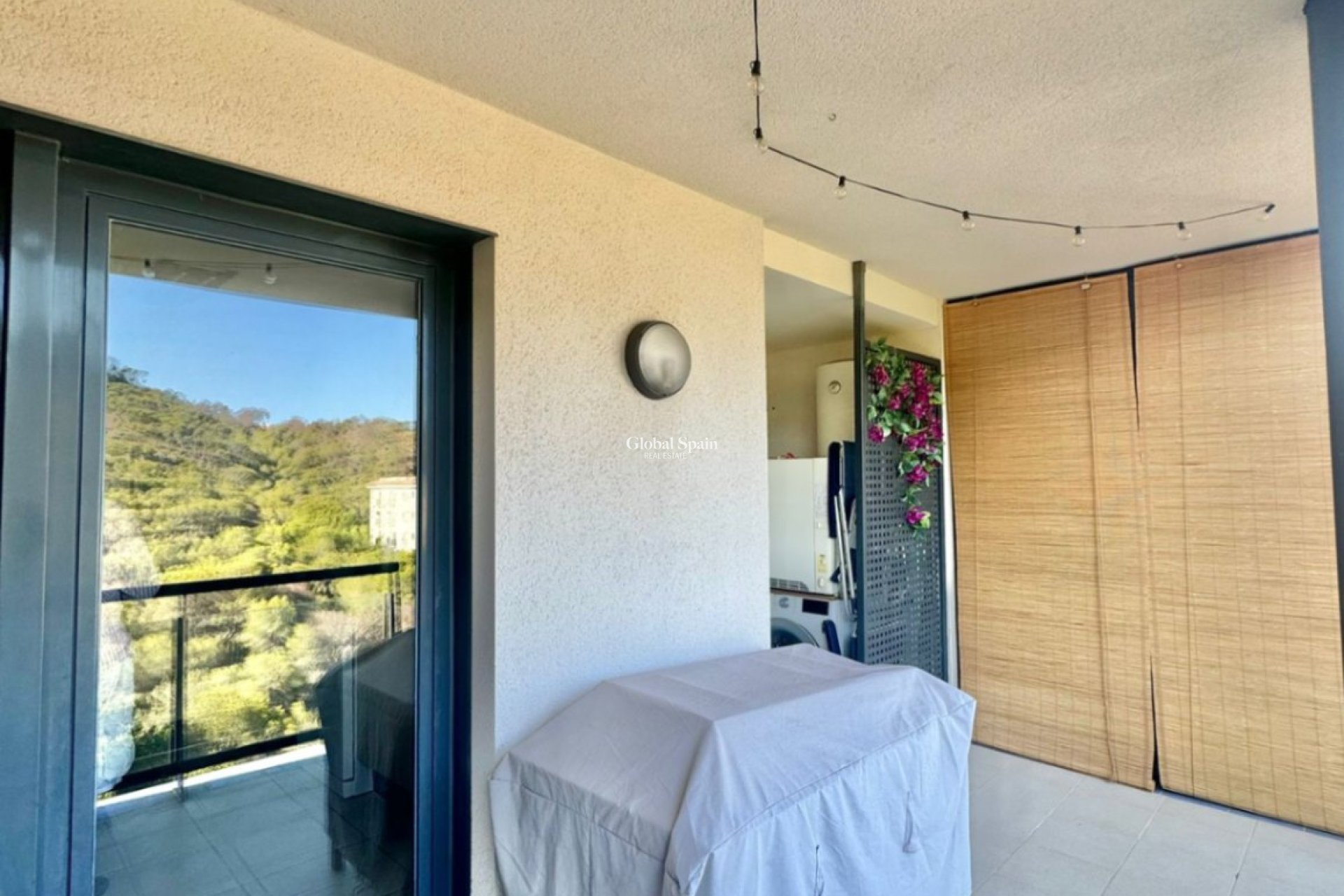 Resale - APARTMENT -
VILLAJOYOSA - Costa Blanca