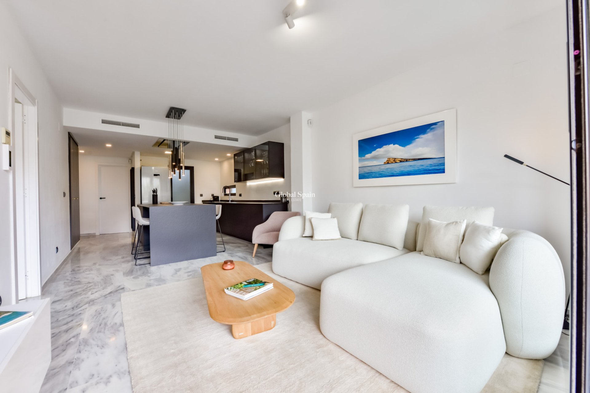 Resale - APARTMENT -
VILLAJOYOSA - La Cala