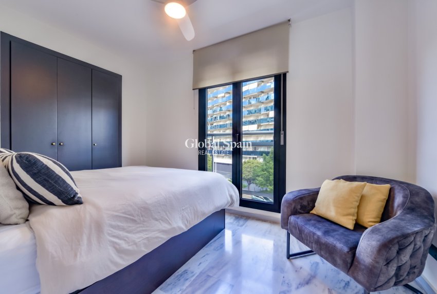 Resale - APARTMENT -
VILLAJOYOSA - La Cala