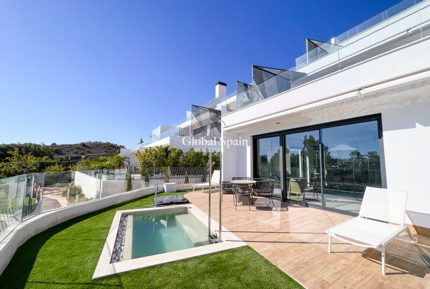 Resale - Apartment -
VILLAJOYOSA - Playas Del Torres