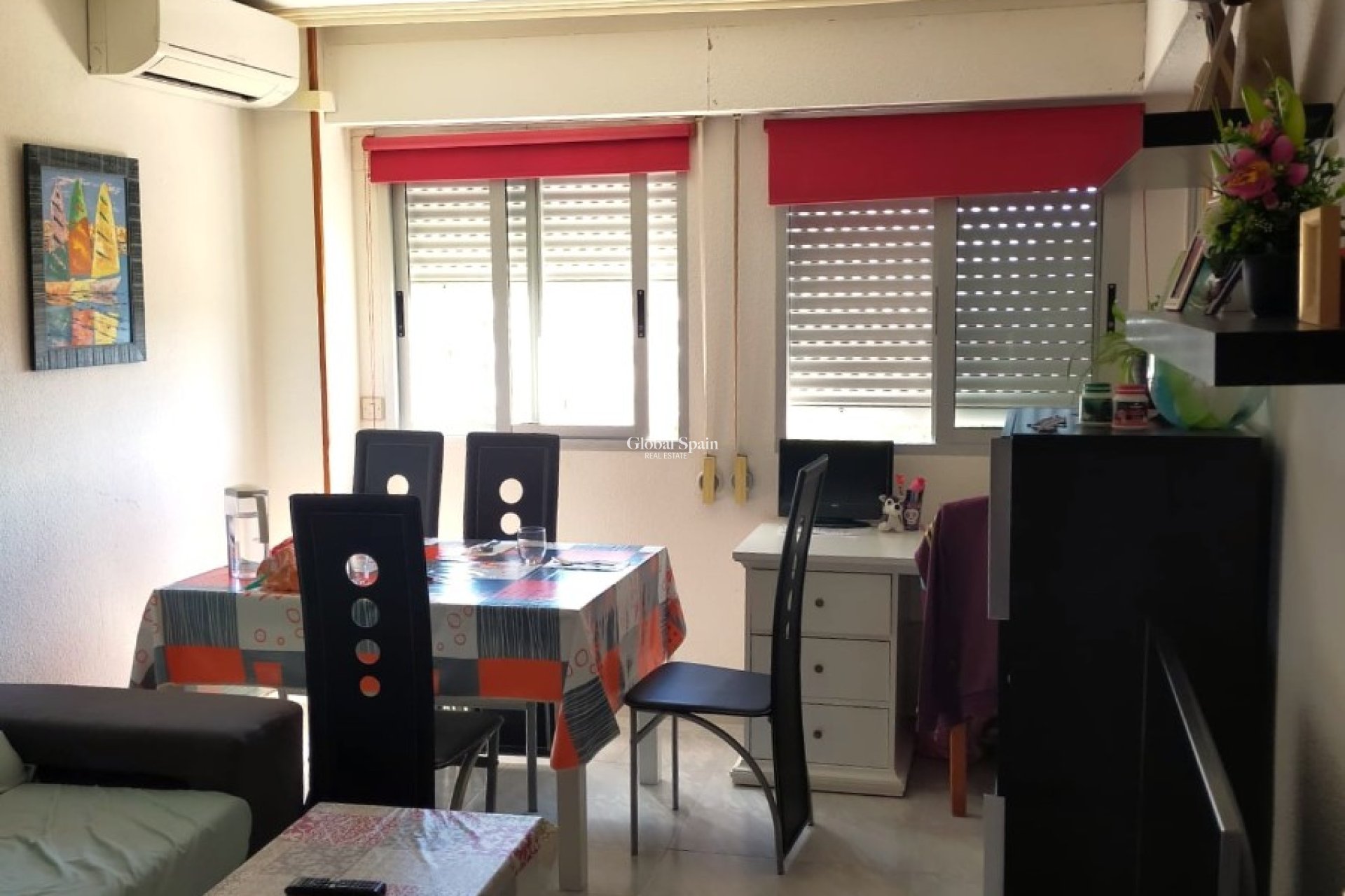 Resale - APARTMENT -
VILLAJOYOSA - Villajoyosa