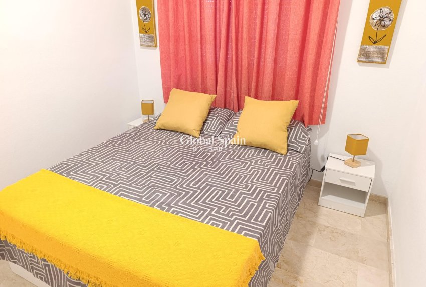Resale - APARTMENT -
VILLAMARTÍN - Costa Blanca