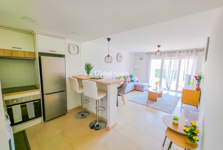 Resale - APARTMENT -
VILLAMARTÍN - Costa Blanca